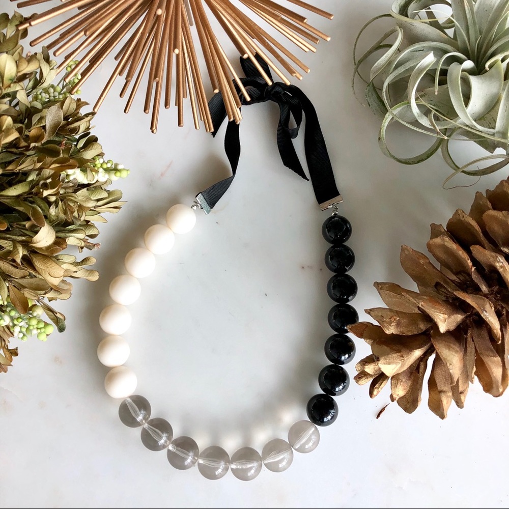 Vintage black/white/clear beaded necklace w/ribbon